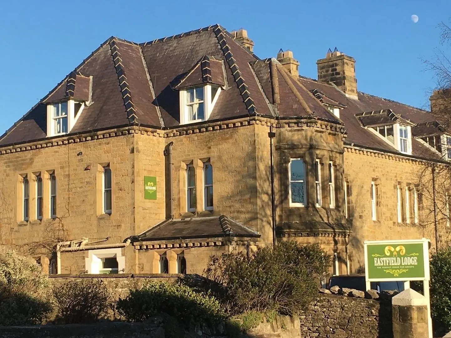 4 Top-Rated 4-Star Hotels Near Middleham Castle Worth Booking